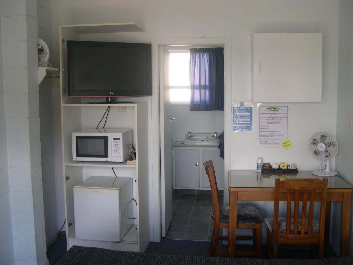 Strand Motel Tauranga Exterior photo